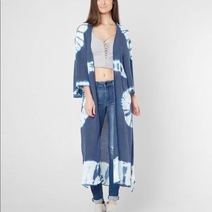 Amuse Society tie dye flyaway kimono